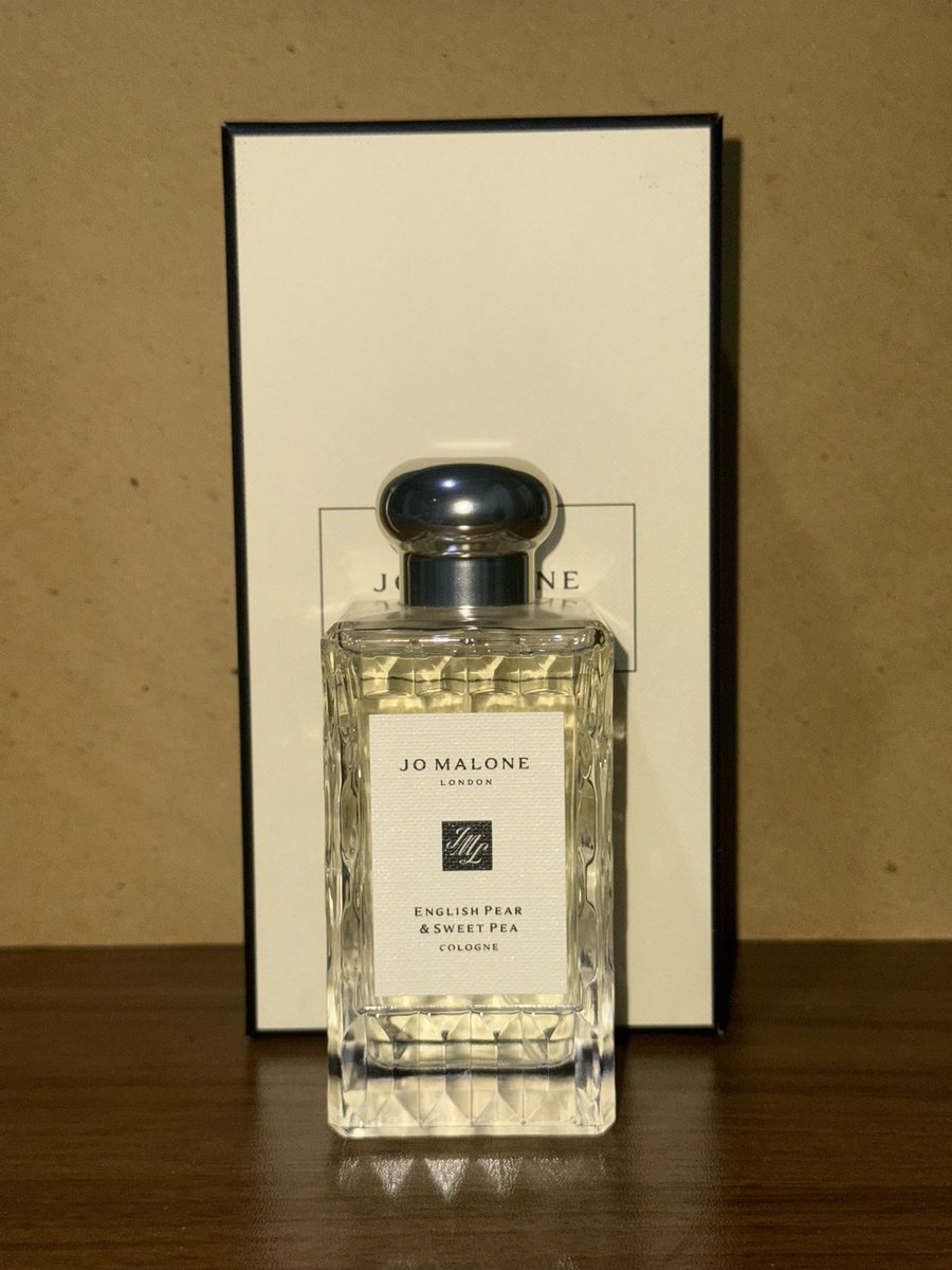 heejaywonzz's tweet photo. wts lfb ph

jo malone cologne / perfume
- english pear and sweet pea
- extra; from uk 
- local srp ~9k

selling for 6k https://t.co/40MmpszoDb