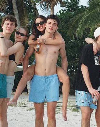 crazyinIqve's tweet photo. oh these cutiesssss https://t.co/voJUROHNfr