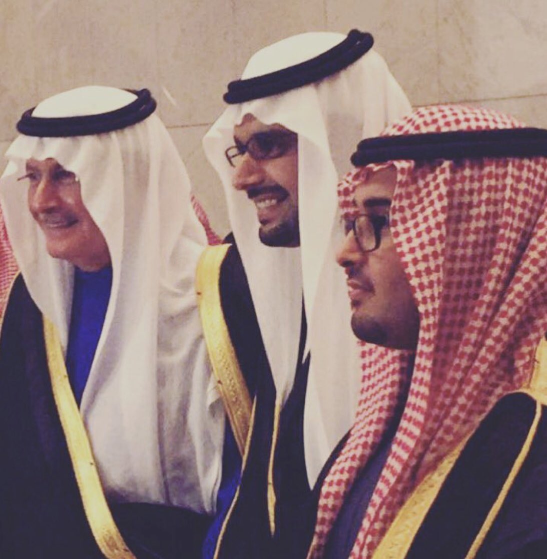 يا كريم العطاء ..
افرح قلوبهم بليله خضراء 💚💚 ..
 #الرمز_خالد
