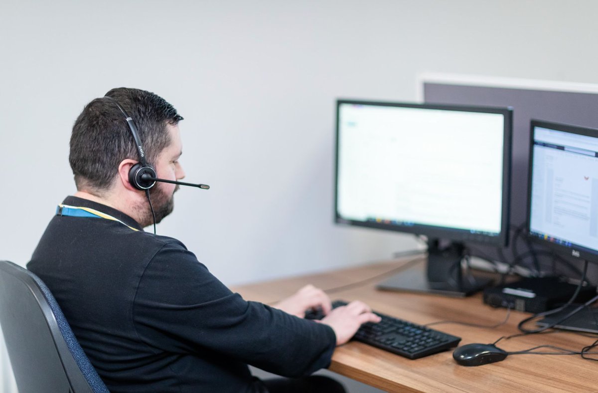 We provide multi-lingual support in our contact centre, ensuring clear and effective communication with customers from a diverse audience. Whether it's for everyday inquiries or complex issues, we make sure your customers always feel understood.

#ESPGroup #MultilingualSupport