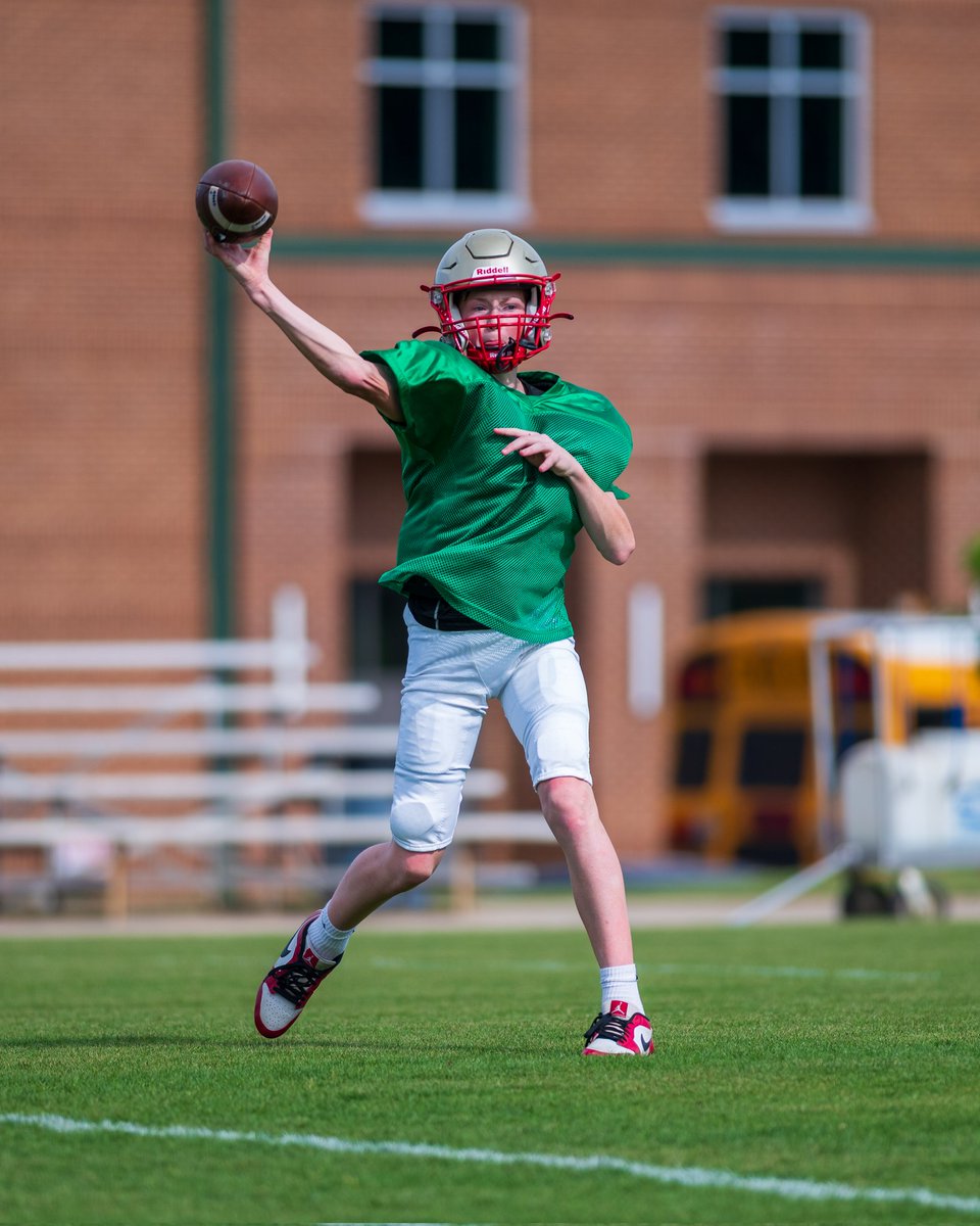 BrettBoden2's tweet image. Finishing 9th grade with spring practice! Go Wolves!