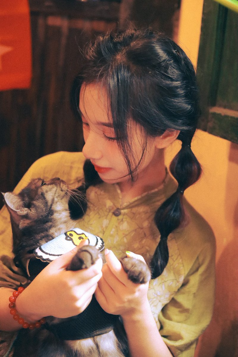 Itzgawu_'s tweet photo. 🥺 one of my fav hobby is bring my Oreo go n shoot with me and see how much chonky and bigger he got 😭😭😭 https://t.co/03K532Q40M