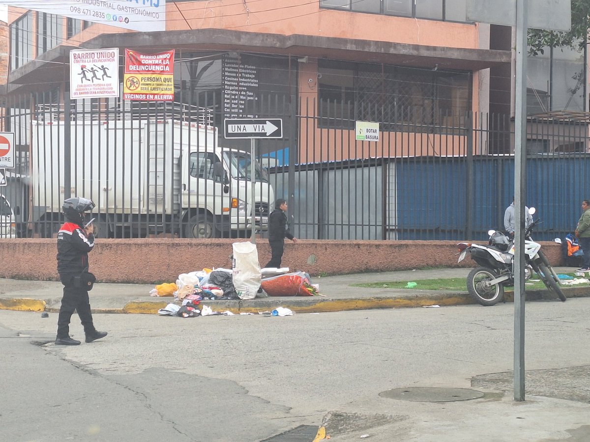 FernandoCa8752's tweet photo. @MunicipioCuenca https://t.co/CPFHkcUNc7