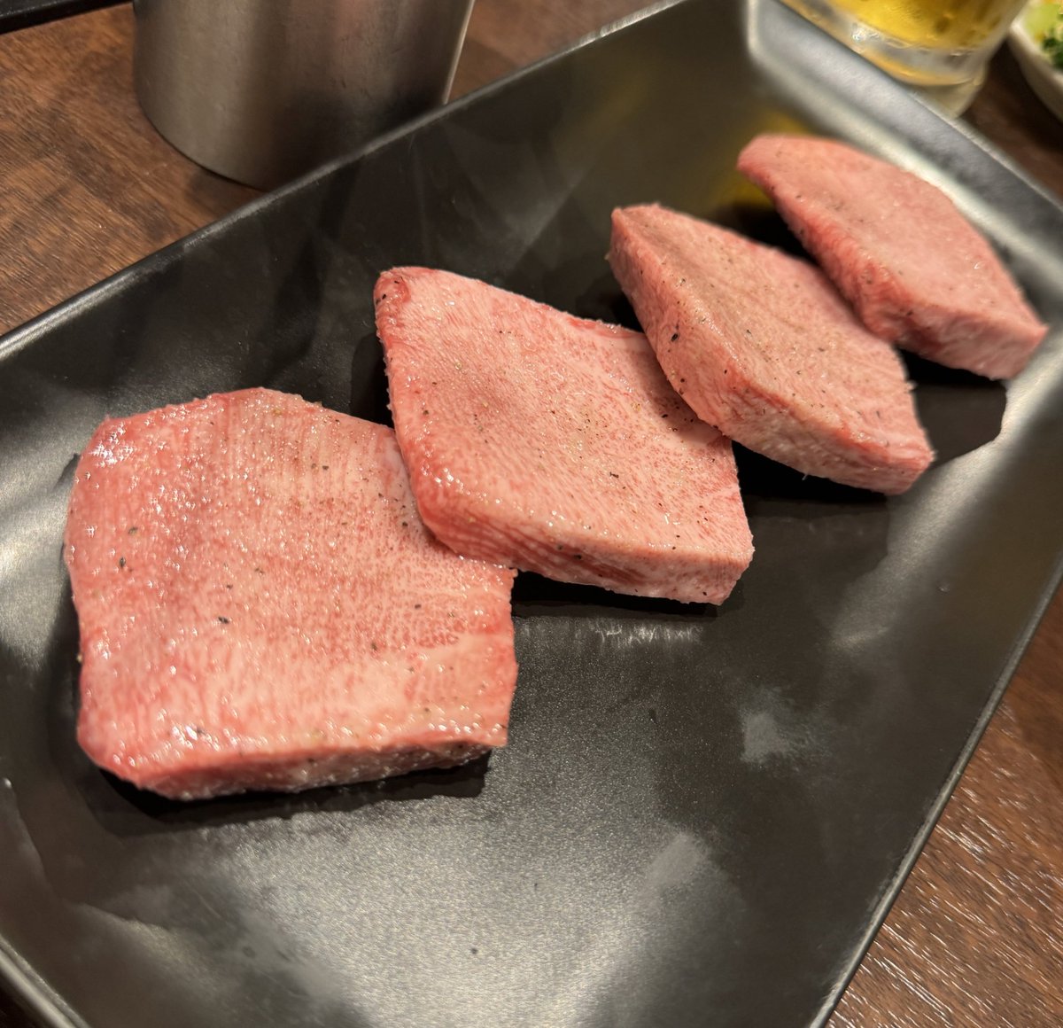 colum2131's tweet image. こっこれが #新卒の初任給で焼肉が食べたい