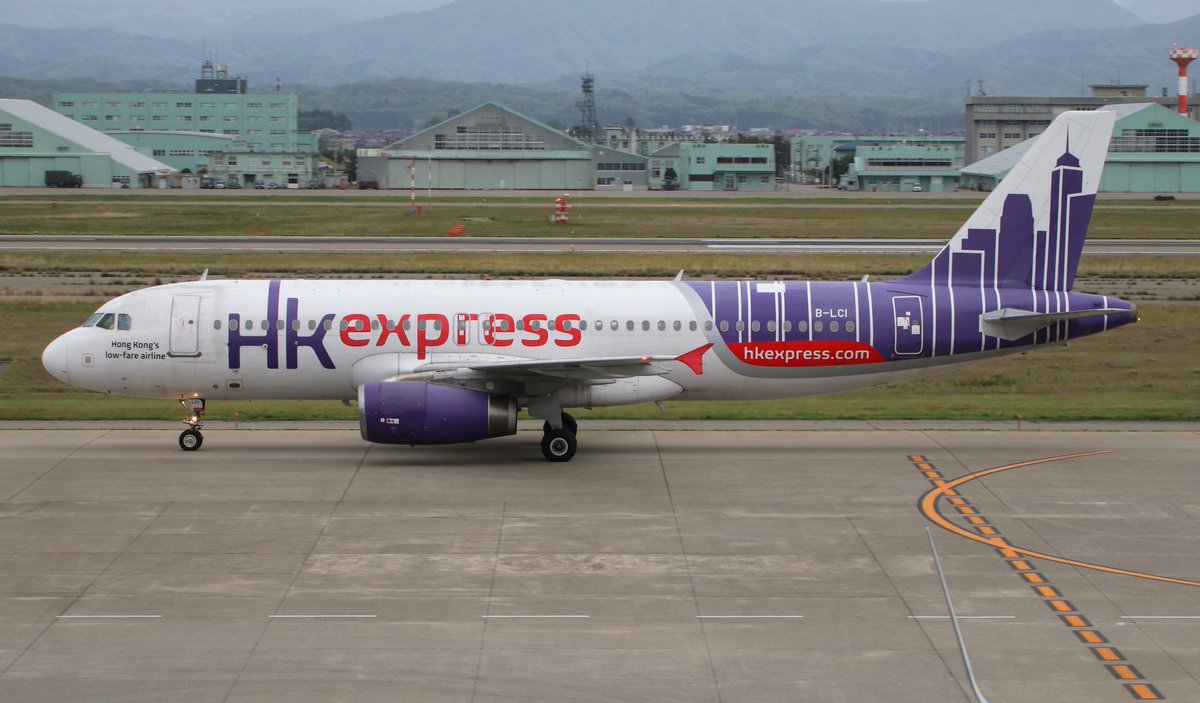 本日の小松空港
HK express  Airbus A320-232  B-LCI
