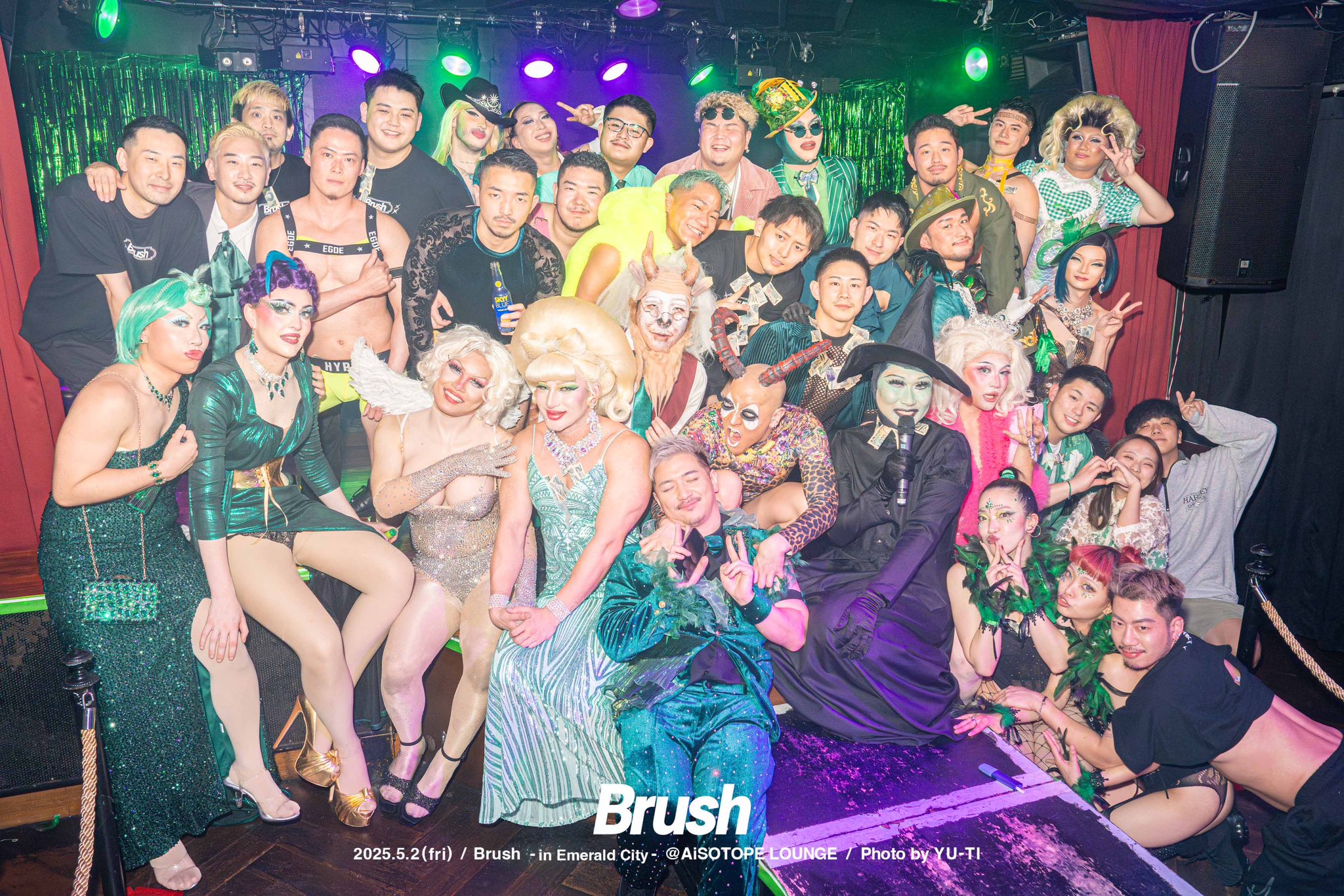 Brush 10.03 -Addams Freaky Waltz- (@brush_party) / X