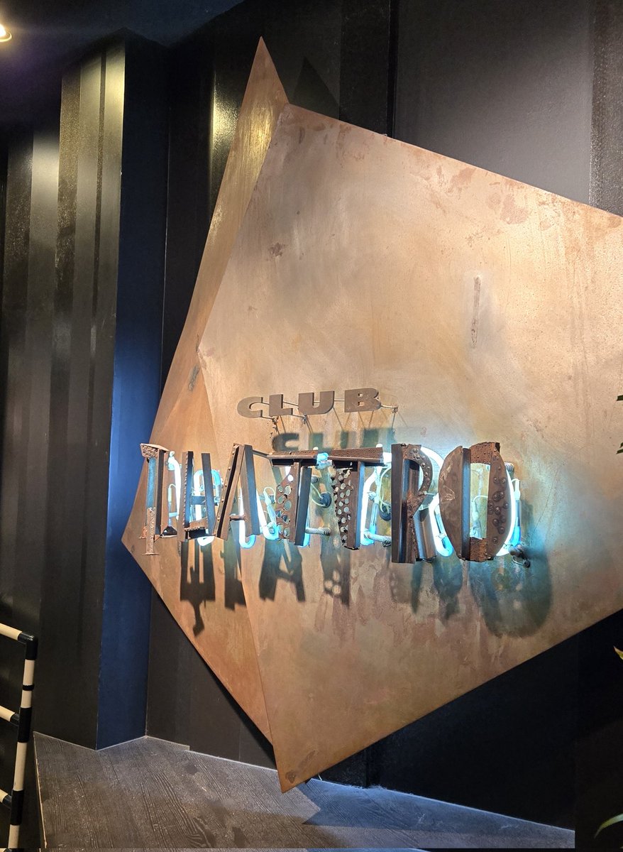 WolfNovember's tweet image. 初ゆめみたライブ参戦してきました。
最前ど真ん中、顔を上げれば5人が目の前にいてライブ中はもうずっと釘付け。一瞬の煌めき、しっかりとこの胸に焼き付けたぞ。最高の誕生日になった。
#ゆめみた3rdLIVE_大阪