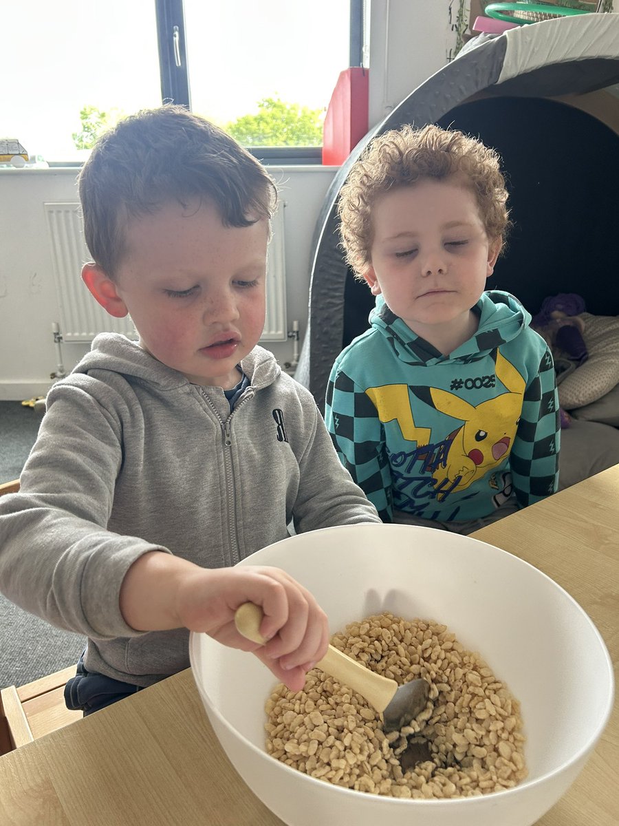 DeePointWillow tweet media