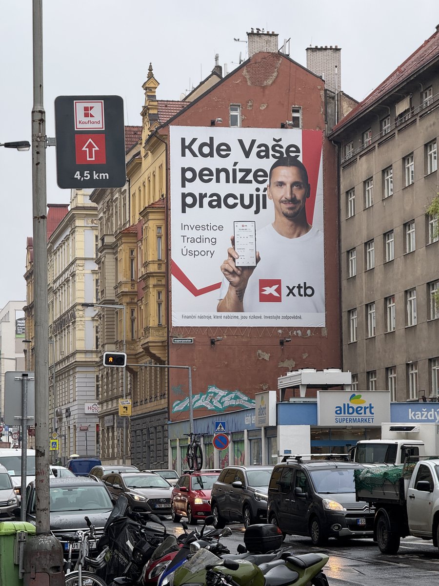 XTB - video
Mám trochu pocit, že jsem jeden z posledních komu CFD broker <a href="/xtbczsk/">XTB CZ/SK</a> neplatí za reklamu. 

Dlouho jsem to odkládal. Točit upřímné a neplacené video o XTB je čistý downside. Už minule byly náznaky, že mohou následovat "právní kroky a věci budou ošklivější než už