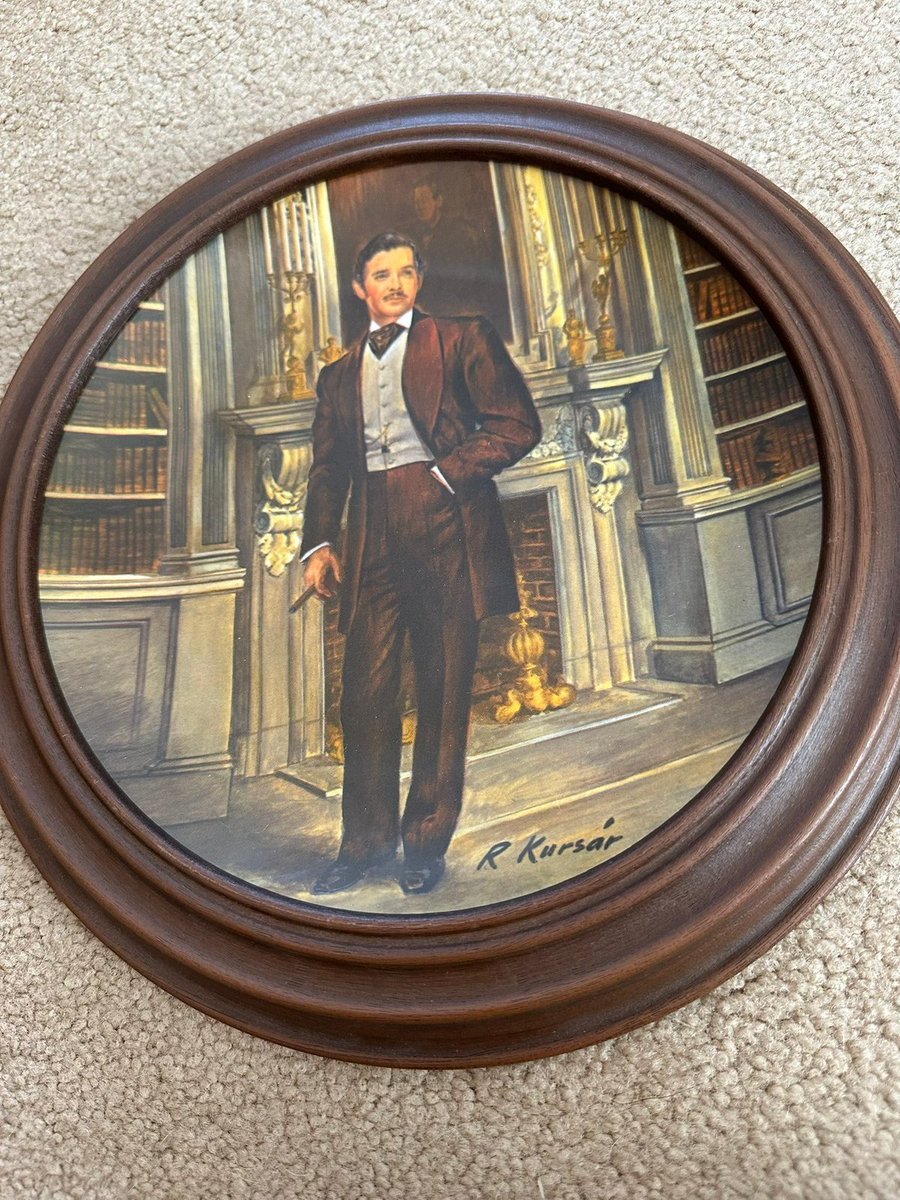 Dawn Miller (@rockygoodgirl) on Twitter photo Hey ya'll. Frankly, I do give a damn if someone doesn't bid on this! This is one of many items over at the <a href="/RescueCoop/">Rescue Coop</a> auction that doesn't have a bid. Go on over, find something awesome, get yourself a steal, and help some wonderfully deserving doggos all at the same time! Hey ya'll. Frankly, I do give a damn if someone doesn't bid on this! This is one of many items over at the <a href="/RescueCoop/">Rescue Coop</a> auction that doesn't have a bid. Go on over, find something awesome, get yourself a steal, and help some wonderfully deserving doggos all at the same time!