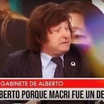 Efectoiguacel's tweet photo. @HMenestrina @mauriciomacri El que marchaba con los MOYANO en todas las manifestaciones era #MILEI QUE VOTO AL TITERE Y LA CHORRA que alababa a su jefe y mentor #Massa #CUACK CUACK Este gobierno!! #FIN Larreta Viale #EsteFinde https://t.co/f6KLwGOMkk