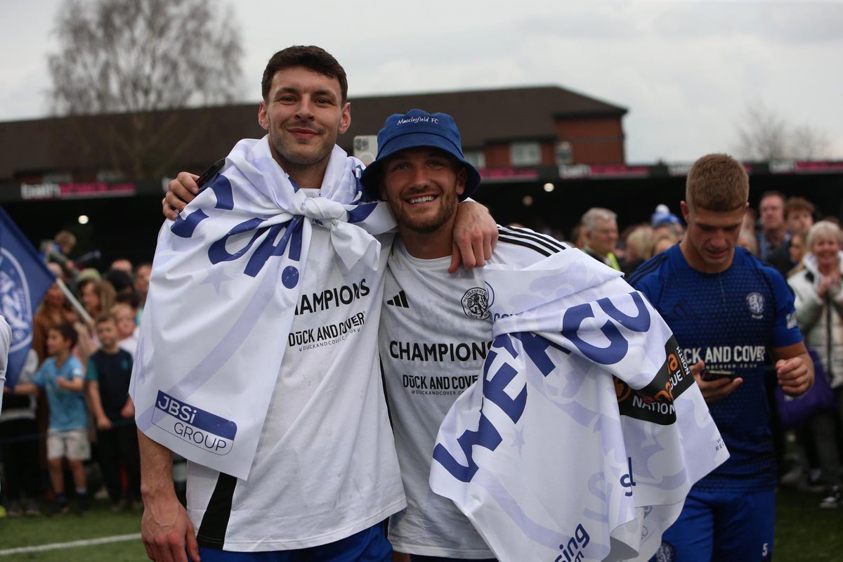 What fantastic news to start a long weekend <a href="/thesilkmen/">Macclesfield FC (C)</a> fans!

👊 <a href="/SamHeathcote97/">Sam Heathcote</a> 

📸 <a href="/chelsannlou_98/">Chel</a>