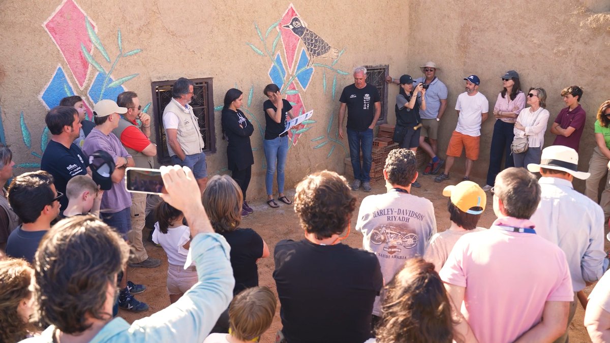 Este domingo en #CCubicos388, <a href="/AlvaroTuriel/">Álvaro TM</a> viajará a 🇲🇦 para participar en la iniciativa solidaria de el <a href="/desierto_ninos/">eldesiertodelosniños</a> 🏜️ de la mano de <a href="/HyundaiEsp/">Hyundai España</a>. Un evento anual que tiene como fin ayudar a los más necesitados.

A partir de las 9:50 en <a href="/antena3com/">Antena 3</a> 📺
<a href="/puntalproduc/">puntalproductions</a>