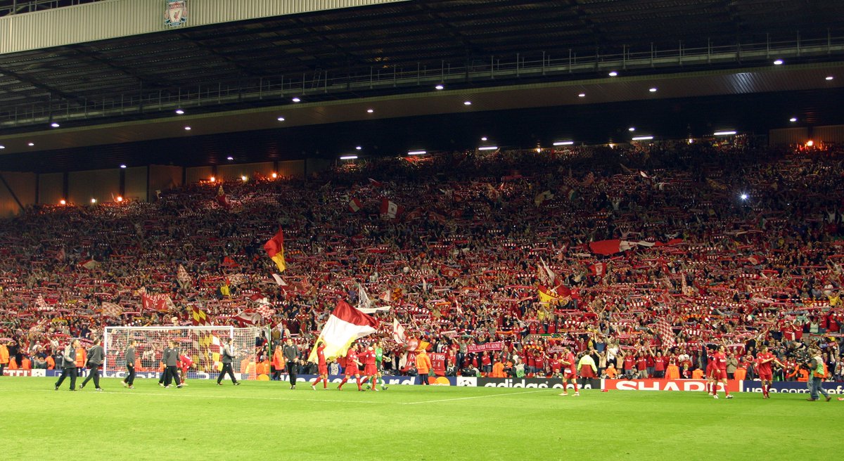 LFC's tweet photo. This is Anfield. ✊

03/05/05 📸 https://t.co/hAagDYg9sF