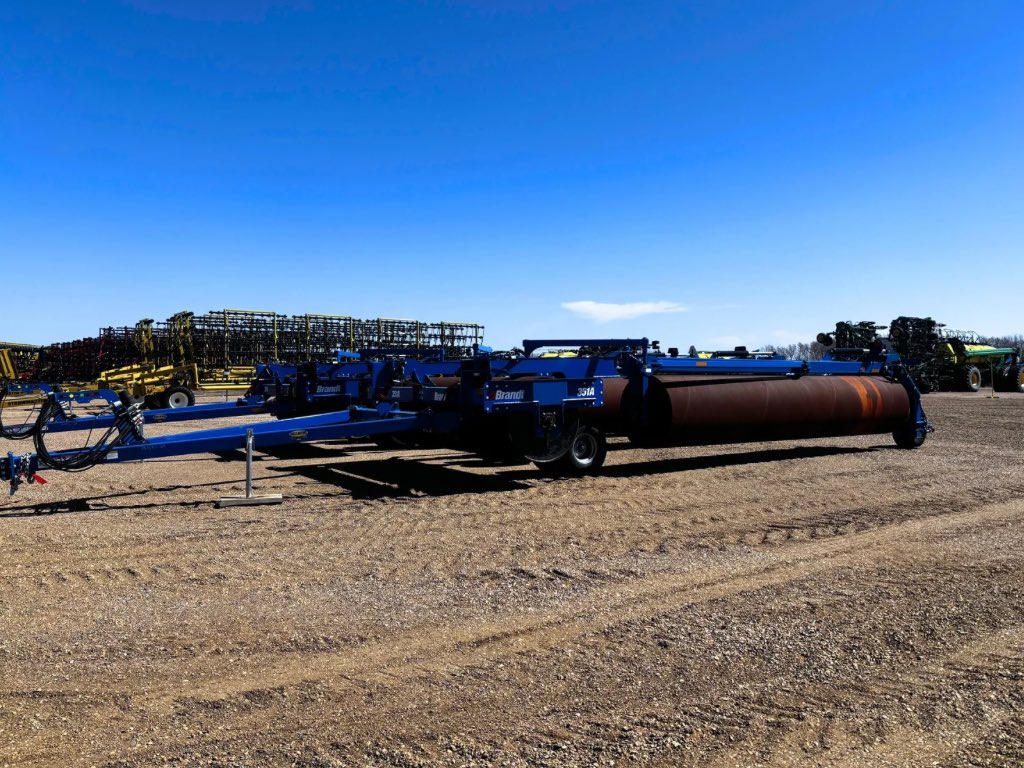 HorizonAgTurf's tweet photo. Take advantage of BLOWOUT PRICING on Brandt Landrollers at Horizon Ag &amp; Turf! Contact your local Ag Salesman for more information! 

Follow the link below to request a quote! 
https://t.co/QjBx11typ8 https://t.co/8Ovuw6Vr2w