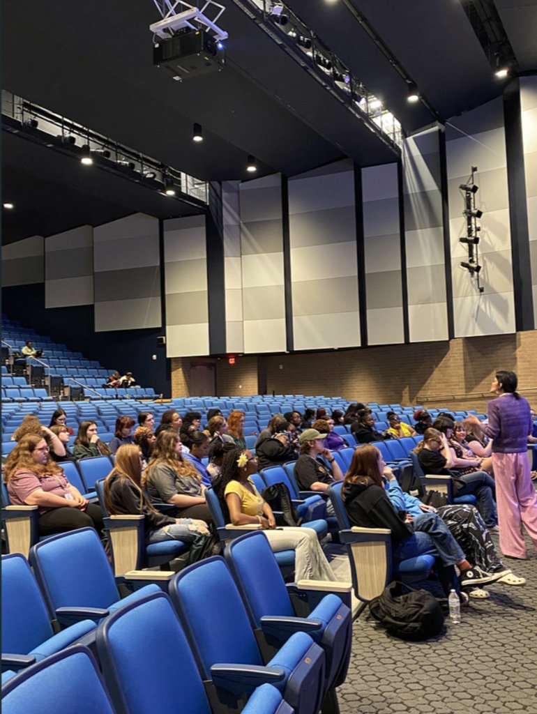 American Music and Dramatic Academy visited with our vocal and drama students to conduct a Master Class on performing arts. The ADMA instructor used our students' performances to discuss techniques and the audition process in today's world.