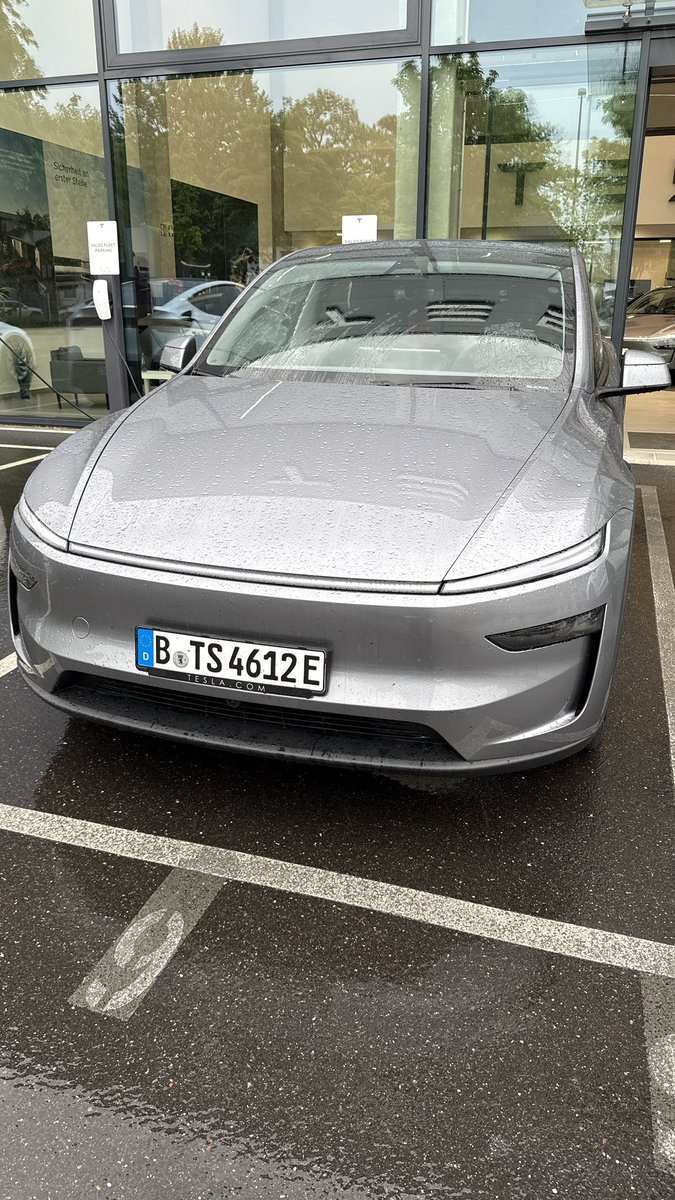 Am Wochenende mal ein Upgrade 😊 
<a href="/EFIEBER_ANDRE/">EFIEBER</a> Model Y AWD