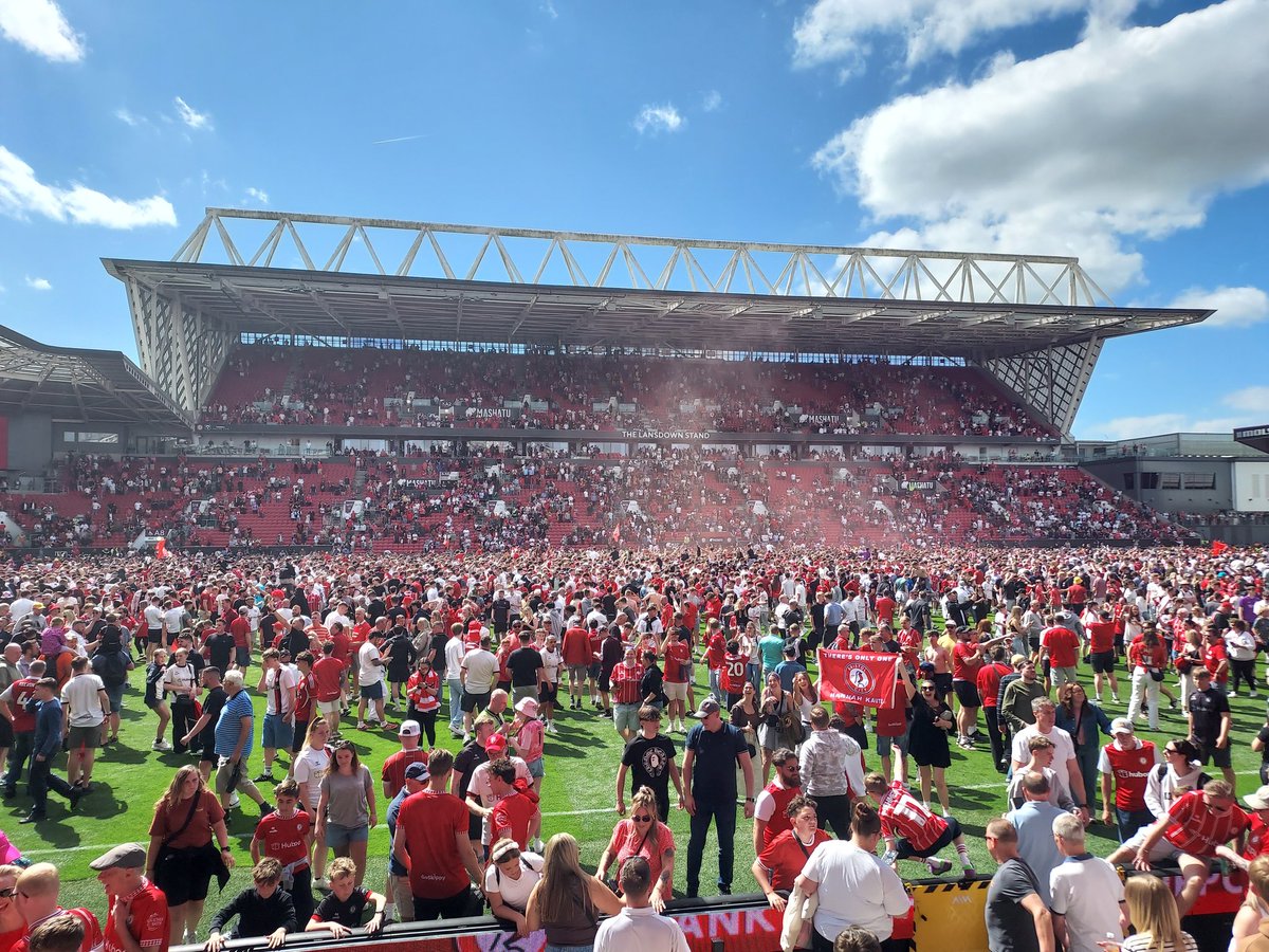 Tracey C tweet media