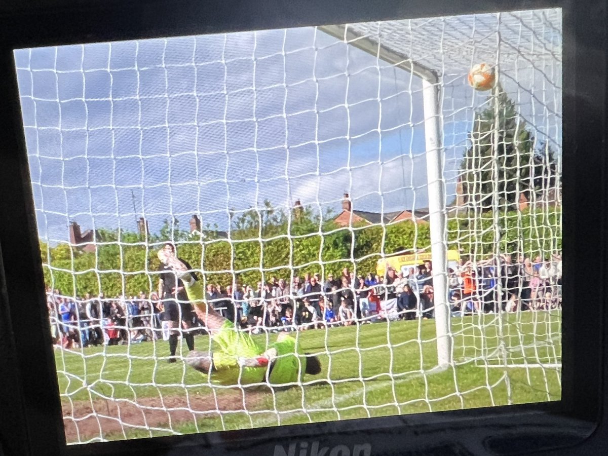 thejakewhiteley's tweet image. Just a few of the stunning pens/saves from the decisive shoot-out which saw @BourneTownFC cement their place at #StepFour in 2025/26 after victory over @bostontownfc in today’s #UCLPremNorth Play-Off Final… 👏🏻👏🏽👏🏿⚽️