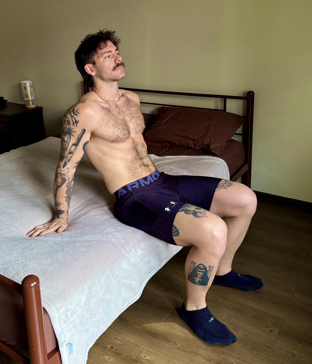 Birthday month free trial on my OF all month long! Don’t miss it 🥳

onlyfans.com/tomsellex