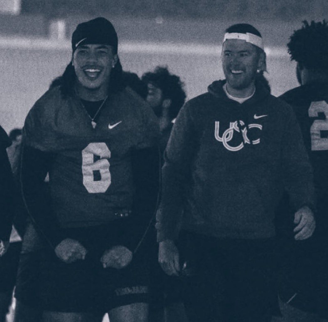 The VIBES are HIGH at USC right now ✌️😏