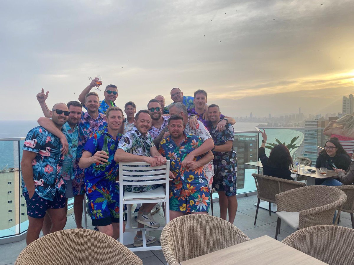 Another great season together!! and again we’re on the beers in Benidorm 🍻🍻#👻