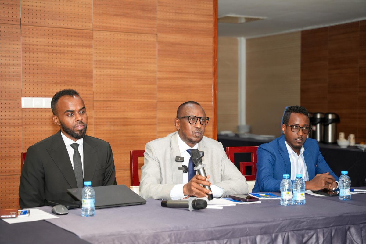 MoPIED_Somalia's tweet photo. 1/
Today, @MoPIED_Somalia, through its Economic Development, convened a high-level validation workshop in #Mogadishu to review the 2nd Edition of the Somalia Economic Outlook. The event marked a key milestone in advancing data-driven policy and planning.
#SomaliaEconomy #MoPIED https://t.co/sjh1e9m4sB
