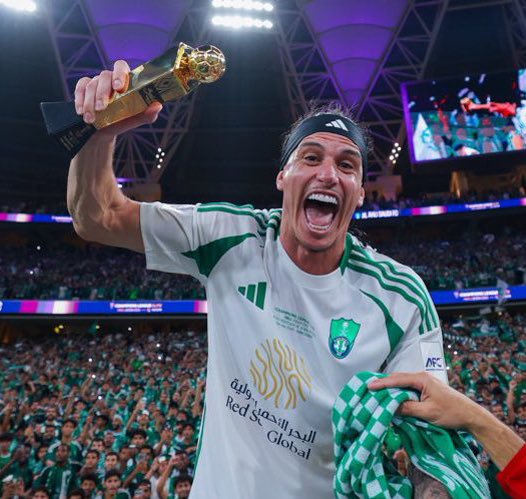 في حال كنت تراه رجل البطولـة لايـك 💚💁🏻🇧🇷 !