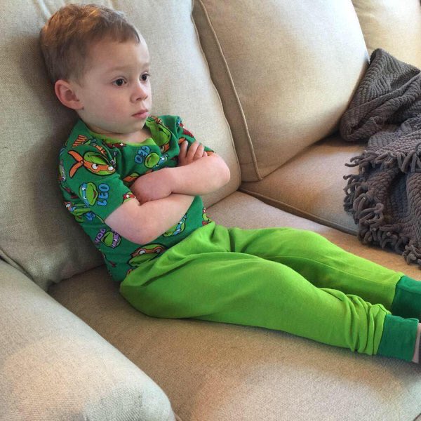 Me when I have to draw my own scenario I thought of instead of it magically appearing