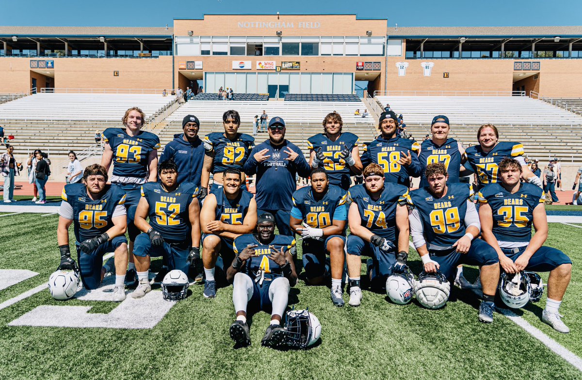 Spring ball 25’ in the 📚. Love the #DLFAM awesome group great Men. Gonna continue to put in the daily work and SLP. Roll the Rock! #DRP #SharedJoy #VamosOsos #GetUpGreeley