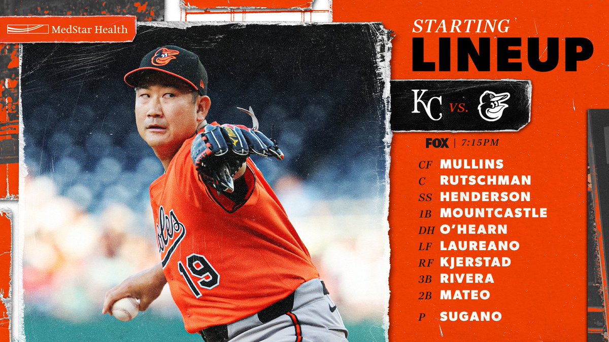 トモがマウンドに上がる。

Tomo takes the mound.
