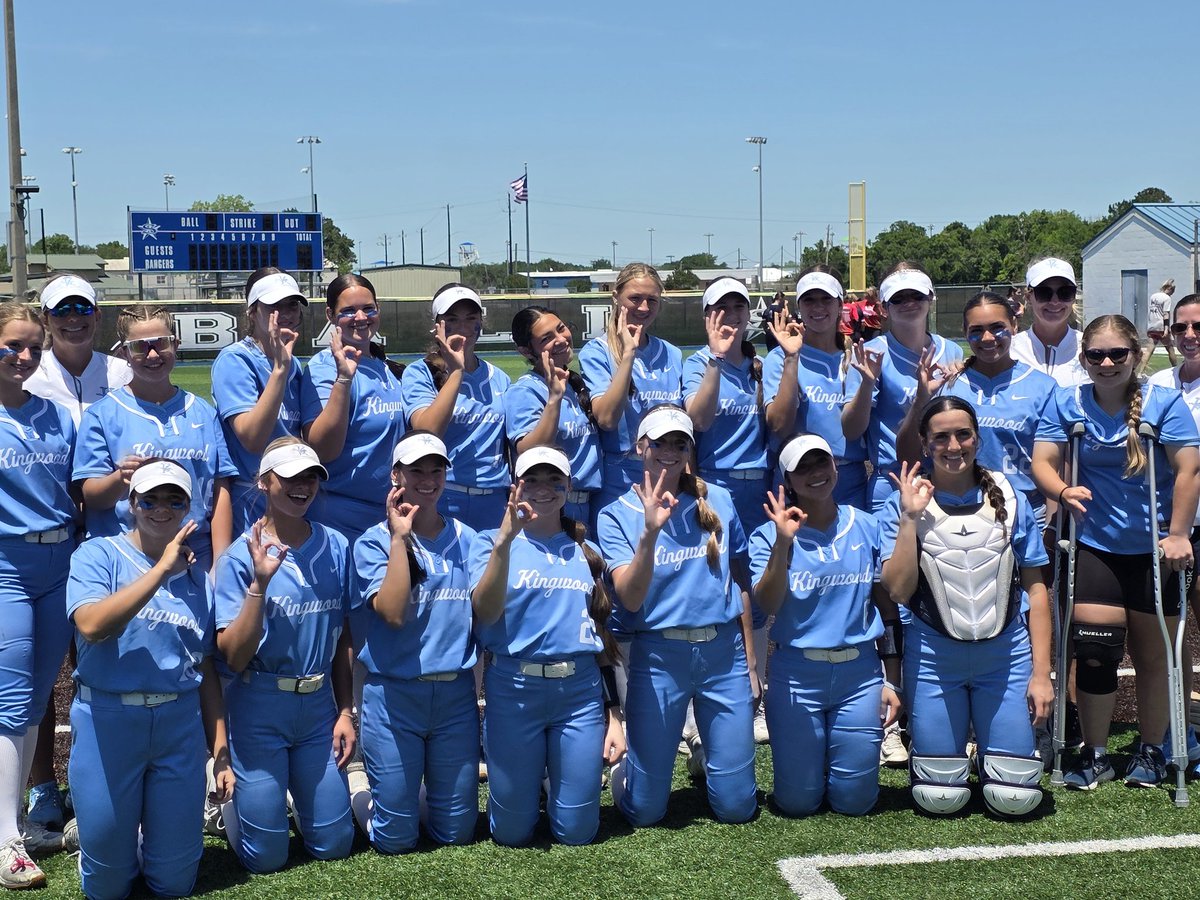 MvG1001's tweet image. The bats were booming in Baytown today for the @KingwoodSB team, including back to back to back home runs! They defeated Manvel 17-0 in the Area Round! #GoMustangs #OnToTheNextOne 🐎 🥎
