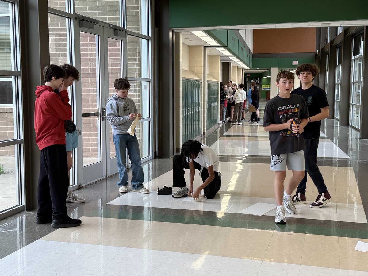 Skimmer Alert!! Intro to Design launching skimmers and measuring how far they will go. Accurate measurement of the design helped the skimmer “skim” across the floor. The highest average was 61 feet!! #DMNSMedia