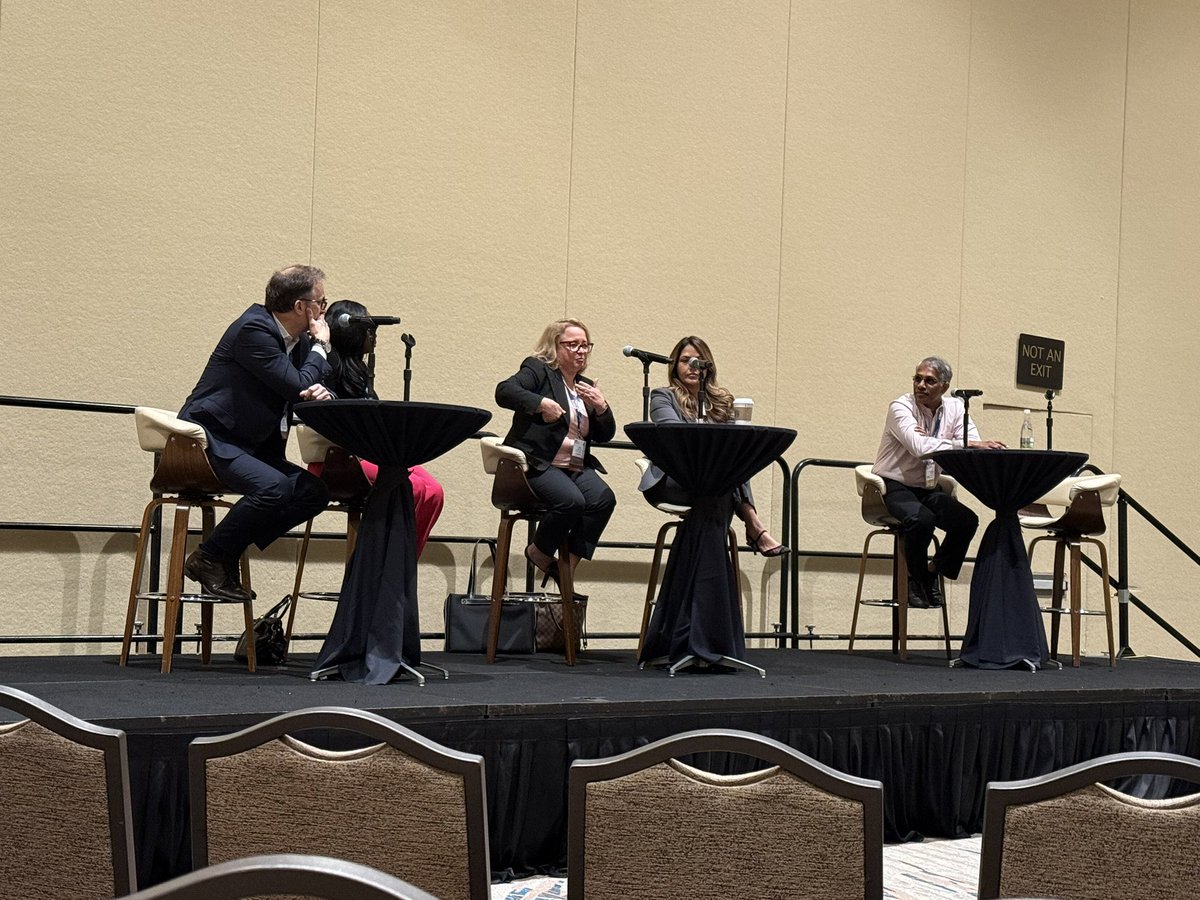 Steve Coppens (@steve_coppens) on Twitter photo POCUS panel live <a href="/ASRA_Society/">ASRA Pain Medicine</a> Great experts <a href="/PerlasAnahi/">AnahiPerlas</a> <a href="/KalagaraHari/">🩺 Hari (హరి 🇮🇳) Kalagara 👨⚕️</a> <a href="/Nadia_Hdz_MD/">Nadia Hernandez, MD, FASA</a> and more #ASRA50 #ASRASPRING25 POCUS panel live <a href="/ASRA_Society/">ASRA Pain Medicine</a> Great experts <a href="/PerlasAnahi/">AnahiPerlas</a> <a href="/KalagaraHari/">🩺 Hari (హరి 🇮🇳) Kalagara 👨⚕️</a> <a href="/Nadia_Hdz_MD/">Nadia Hernandez, MD, FASA</a> and more #ASRA50 #ASRASPRING25
