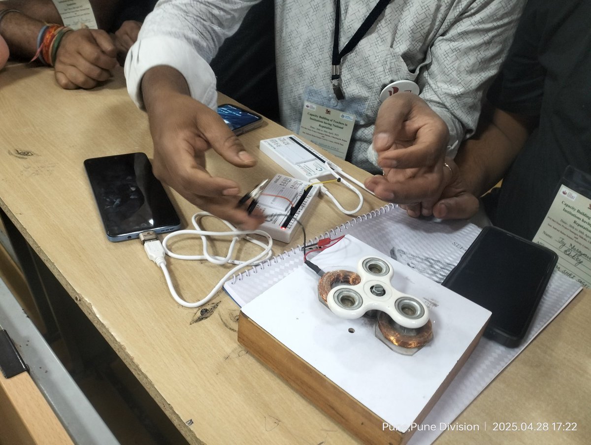 ScienceActivity's tweet photo. 5-Day #CapacityBuilding Workshop for #STEM Teachers, #Chhattisgarh @SamagraShiksha.
Focus on #T in #STEM
The workshop emphasized #activity_based teaching aligned to #NEP2020 for classroom teaching.
#STEMFORALL
@IISERPune
@SamagraShiksha
@DPRChhattisgarh
@EduMinOfIndia https://t.co/WDetTuO1QH