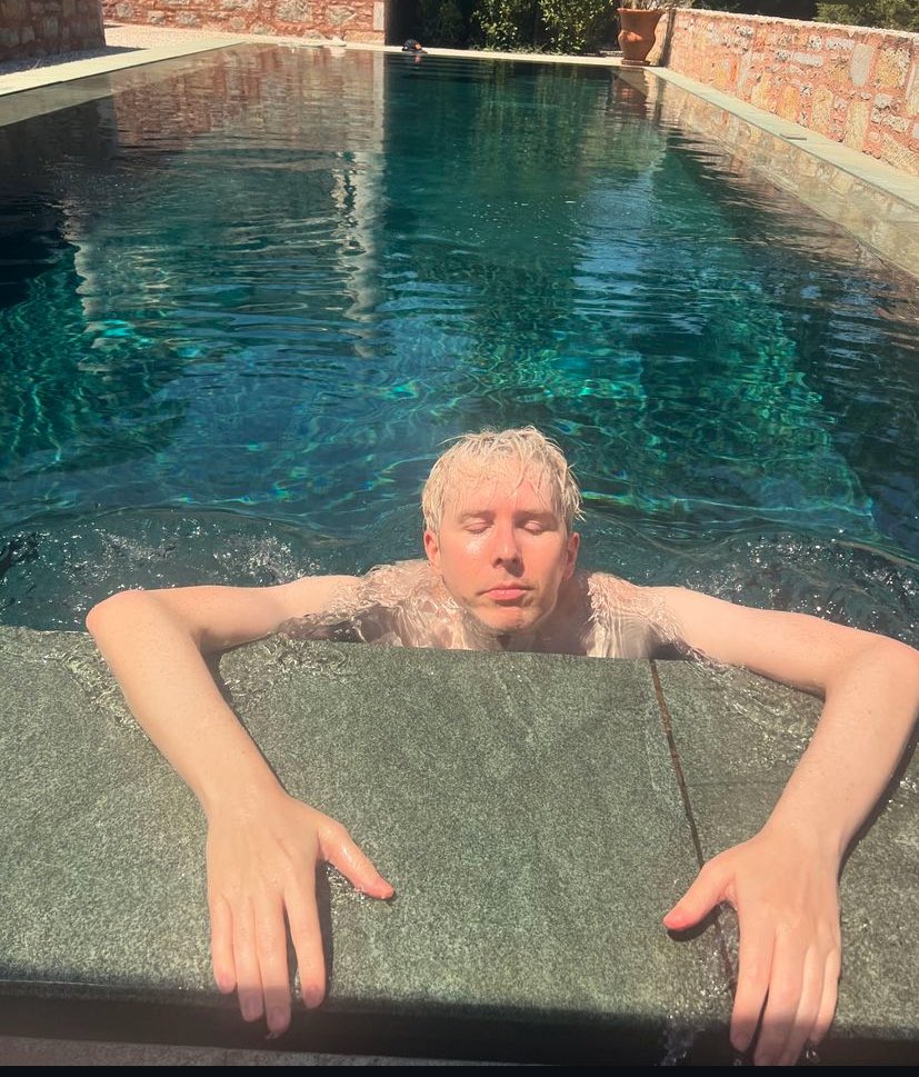 kkyliebbaldwin's tweet photo. good morning to this beautiful drop dead gorgeous man and this man alone <3 https://t.co/deZUn41Vlz