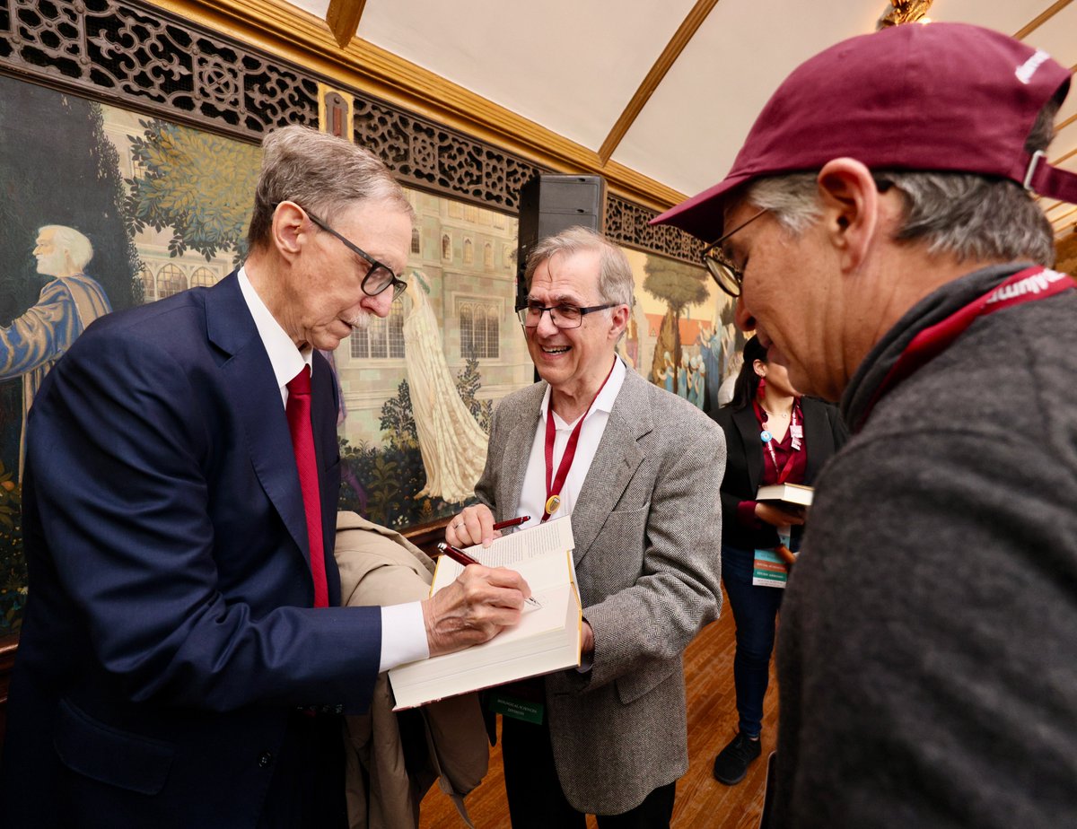 Still smiling from yesterday!
Day 2 of Alumni Weekend brought the energy, memories, and #UChicago spirit. 📸 #UChiAW