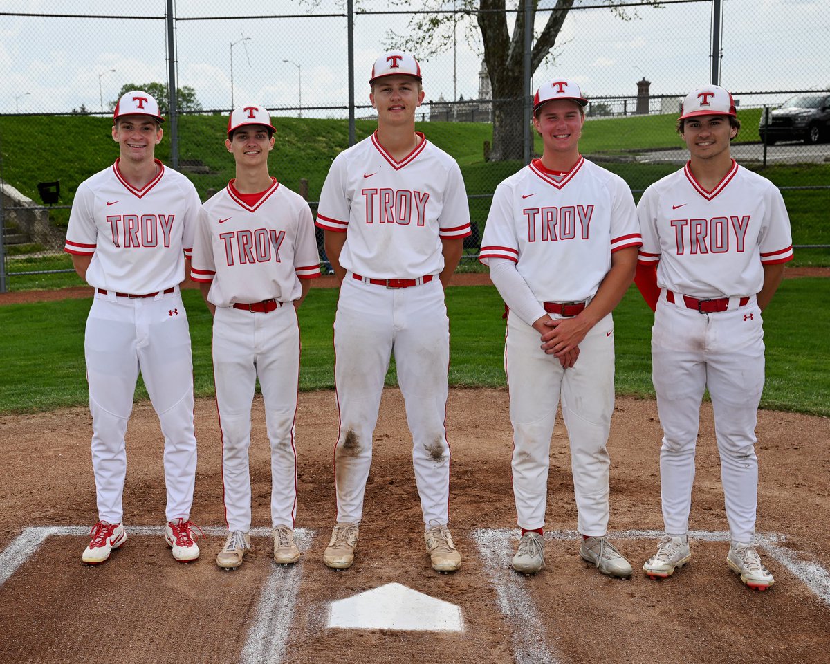 Congratulations to the five Seniors on the baseball team.  They were recognized along with their parents prior to their game  vs Greenville.  Best wishes with all your future endeavors.