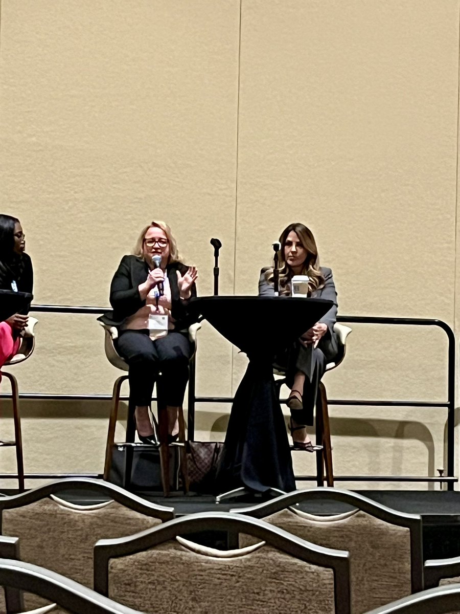 Dr Jo Tan (@brewpivacaine) on Twitter photo My favourite POCUS queens discussing differentials and use of POCUS in cases at #ASRASPRING25 <a href="/PerlasAnahi/">AnahiPerlas</a> <a href="/Nadia_Hdz_MD/">Nadia Hernandez, MD, FASA</a> <a href="/ASRA_Society/">ASRA Pain Medicine</a> My favourite POCUS queens discussing differentials and use of POCUS in cases at #ASRASPRING25 <a href="/PerlasAnahi/">AnahiPerlas</a> <a href="/Nadia_Hdz_MD/">Nadia Hernandez, MD, FASA</a> <a href="/ASRA_Society/">ASRA Pain Medicine</a>
