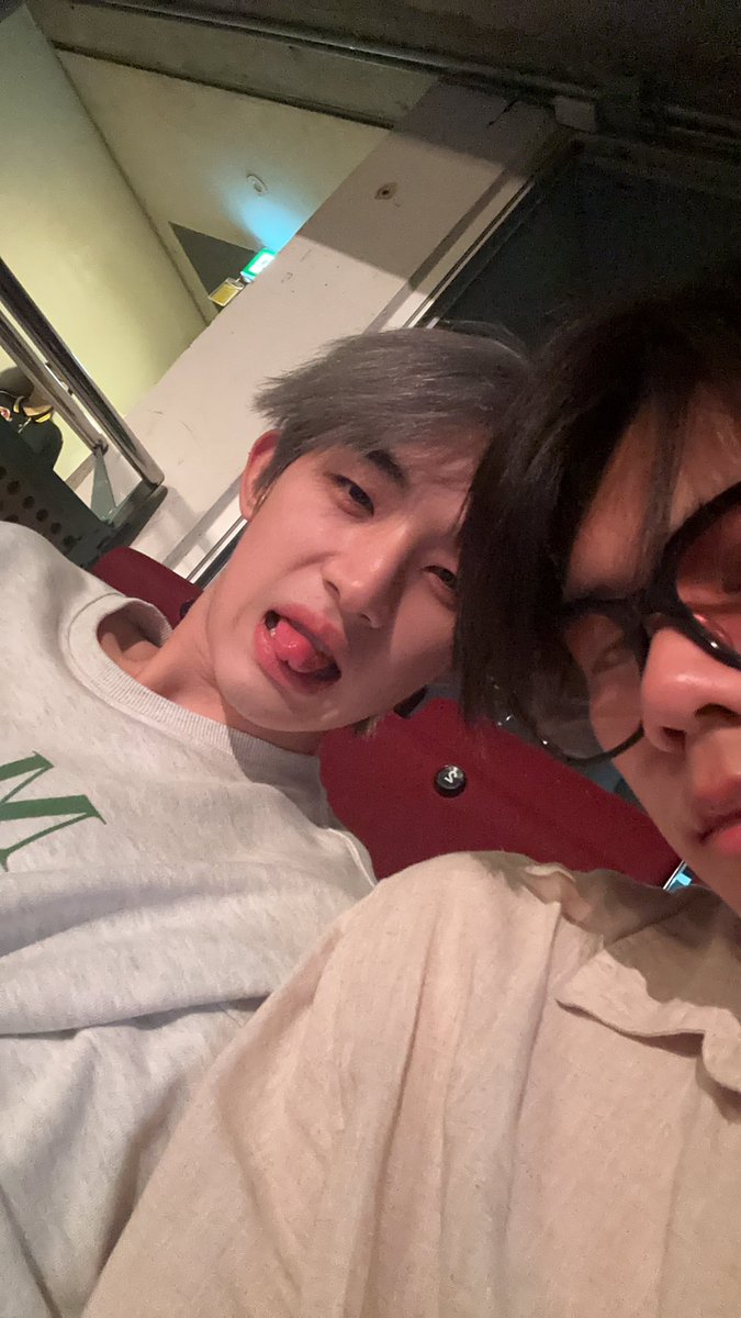 TuiChayatorn's tweet photo. บอกแล้วน้องผมเก่ง😎

@Williamjkp1 
 #JeffSaturRedGiantConcert_D1 https://t.co/YQurb1rYN2