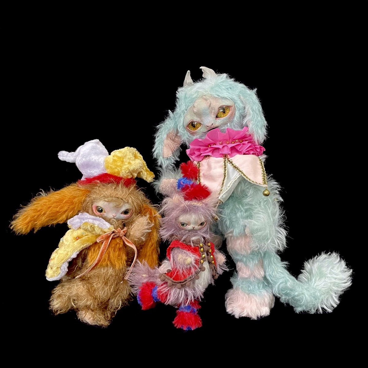 iiinecocoiii's tweet image. モヘアや石塑等異素材を組み合わせたフェイスタイプの創作ぬいぐるみ(テディベア技法のアートドール)を製作しています

⭐️5/22〜開催『FANTANIMA！inKANSAI』(大阪/中崎町)

⭐️5/14開催『ドールアニマルワールドフェスティバル』(東京/浜松町)

参加します
#ゴールデンウィークSNS展覧会2025
#artdoll