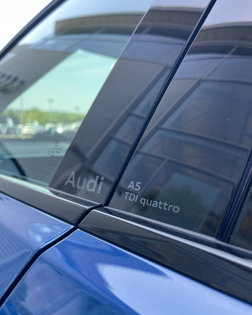 This isn't just any ride🤩

This is the Audi A5 2.0 TDI Edition 1 Saloon S Tronic Quattro, where high performance meets an exquisite blend of luxury and technology.

Take a closer look at this stunning car 👉 ecs.page.link/66wPT 

#Audi #AudiA5 #StokeAudi