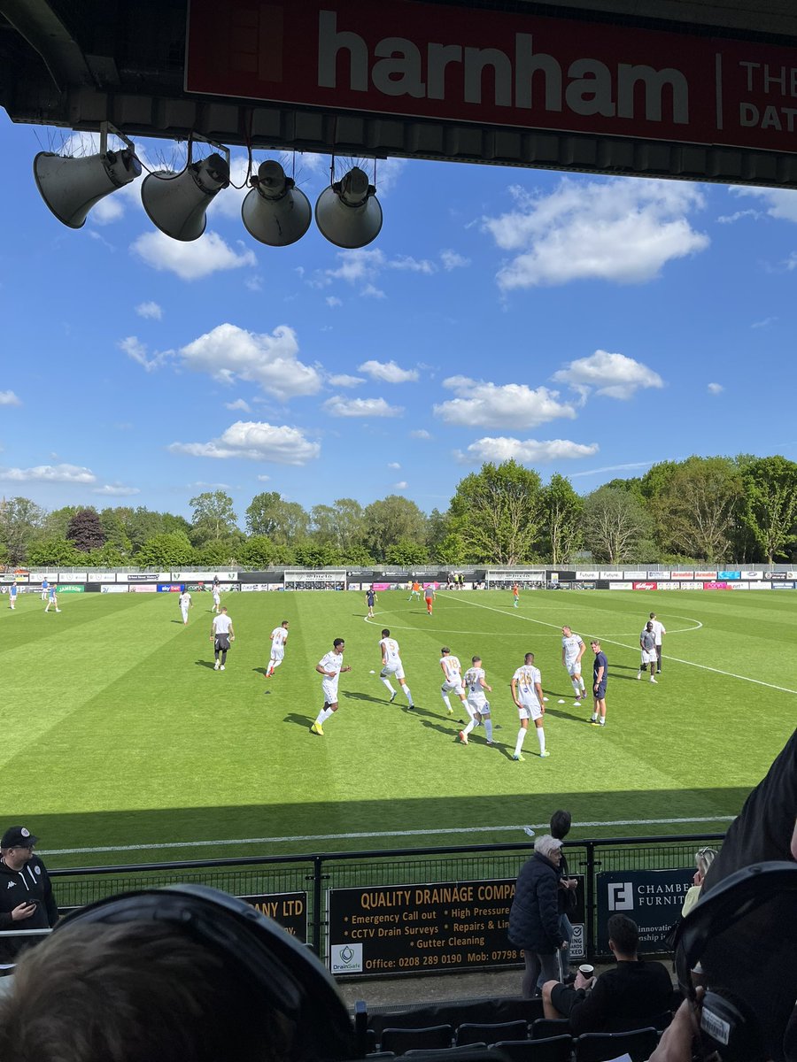 Ryan Matthews (@ryanmatthews_93) on Twitter photo π₯ Teams back out at Hayes Lane <a href="/bromleyfc/">Bromley FC</a> vs <a href="/CTFCofficial/">Cheltenham Town</a>
β±οΈ Second Half π
ποΈ Updates and Reaction <a href="/BBCRadioLondon/">BBC Radio London</a> <a href="/BBCLondonSport/">BBC Sport London</a> FM/DAB/<a href="/BBCSounds/">BBC Sounds</a> π₯ Teams back out at Hayes Lane <a href="/bromleyfc/">Bromley FC</a> vs <a href="/CTFCofficial/">Cheltenham Town</a>
β±οΈ Second Half π
ποΈ Updates and Reaction <a href="/BBCRadioLondon/">BBC Radio London</a> <a href="/BBCLondonSport/">BBC Sport London</a> FM/DAB/<a href="/BBCSounds/">BBC Sounds</a>