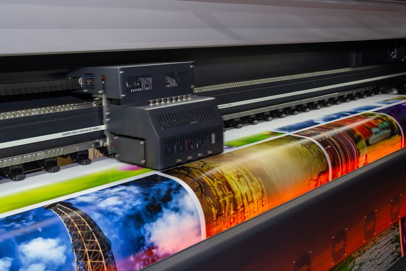 __SPW's tweet image. Simon Daplyn of Sun Chemical explores the technical challenges of using water-based inks in display graphics digital printing—and the latest developments aimed at overcoming them.
specialistprinting.com/articles/the-r…
#displaygraphics #digitalprinting #waterbasedinks #InkInnovation