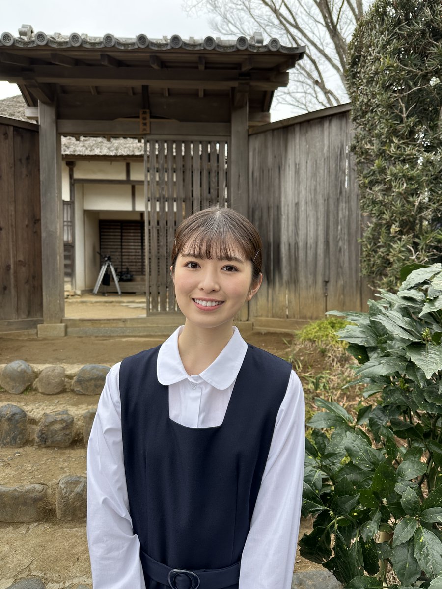 ✎𓂃めおと日和撮影日誌✿⠜

女学校の制服姿のふゆ子🤍

第2話ではなつ美の話を聞いて
思わず素直な感想を言ってしまって...

なつ美を思っての
ふゆ子が立てた作戦会議も
面白い場面🎞️✨✨

ぜひ本編でご確認ください🫶
第２話TVer見逃し配信中.ᐟ.ᐟ
bit.ly/4jf8aAK