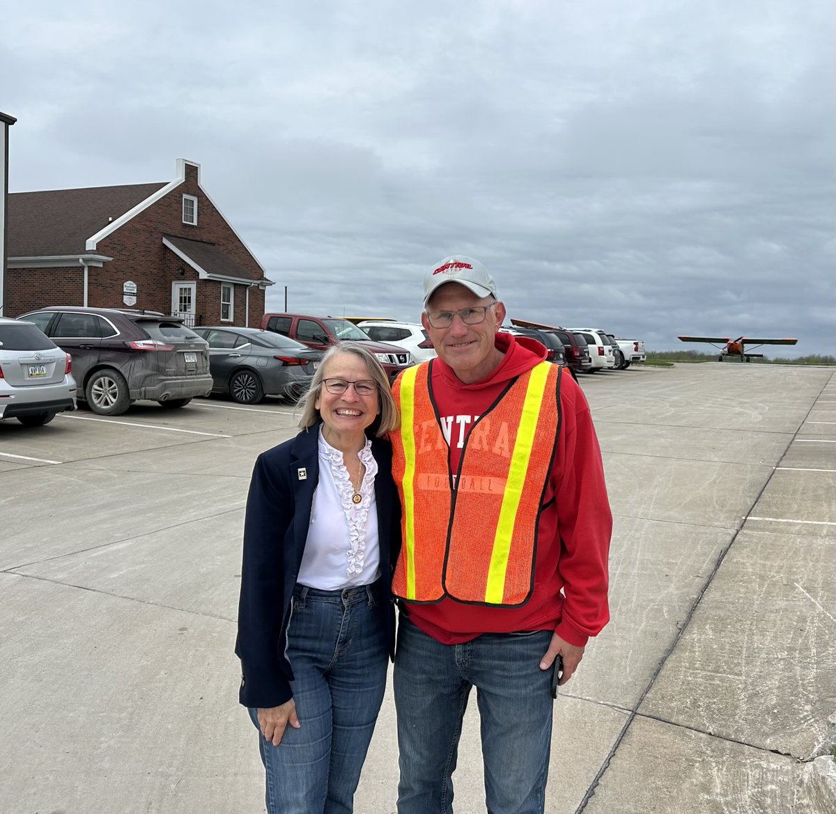 Had a great time @ Pella Municipal Airport Fly-In bkfst on the last day of Pella Tulip Time. Still a ton of activities today so plan to join the fun.