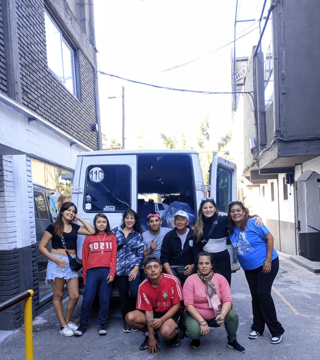 PLATENSE AYUDA tweet media