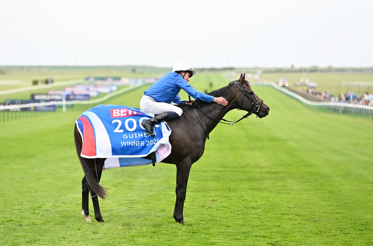 Ruling Court wins the 2000 Guineas for <a href="/WilliamBuickX/">William Buick</a>, Charlie Appleby and <a href="/godolphin/">Godolphin</a> 👏🏆