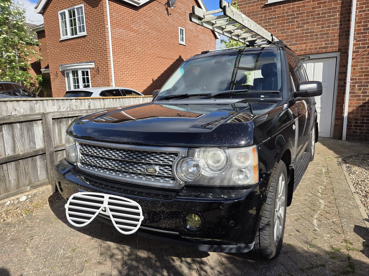 DrHindmarsh's tweet image. I love my EV. Torque at zero ram, nippy. But I've just done a 500 mine round trip of V8 burble, and supercharged whining magic, only spoild slightly by the 26 note roof flute...