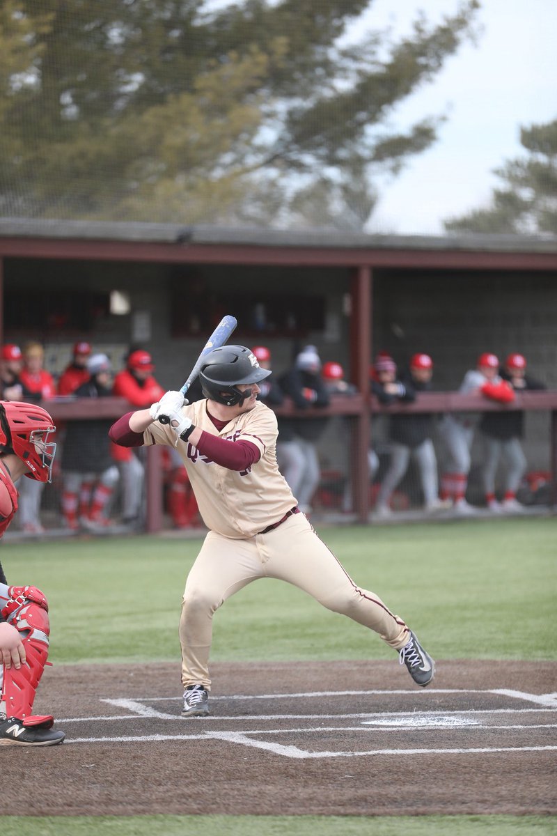 18 yrs of watching <a href="/___quinadelson/">Quin Adelson</a> play has come to a close. Way to lead by example as a captain &amp; great teammate!  TY <a href="/Zbish_23/">Zach Bishop</a> for recruiting Q, <a href="/CoachSak21/">Steve Sakosits</a> for your confidence &amp; approach!  

College:
.288 (127 hits)/.943OPS/54 XB- (20💣)/94 R/85 RBI in 125 starts. SO PROUD!